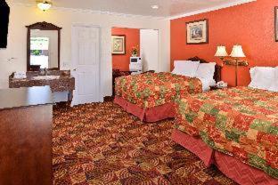 Americas Best Value Inn & Suites Klamath Falls Room photo